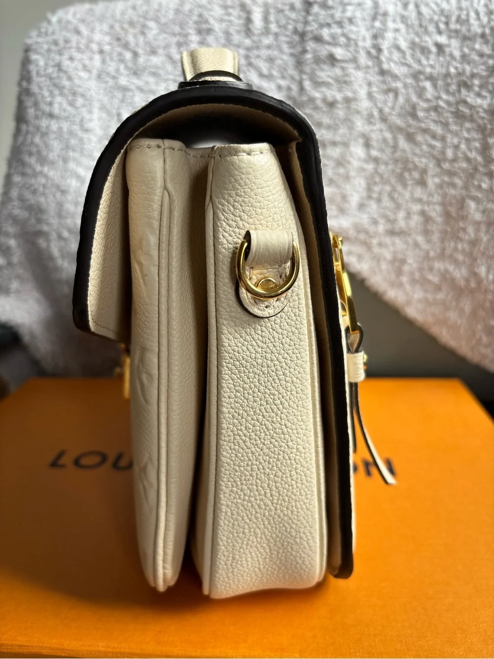 Louis Vuitton louis vuitton